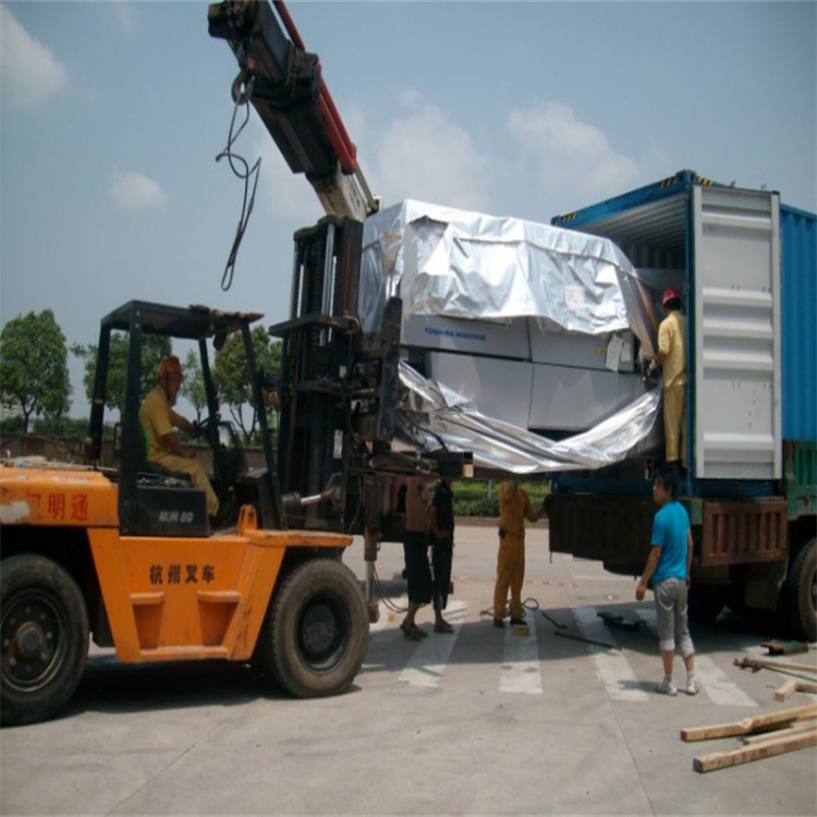 六枝特附近的随车吊出租服务：选择指南与注意事项