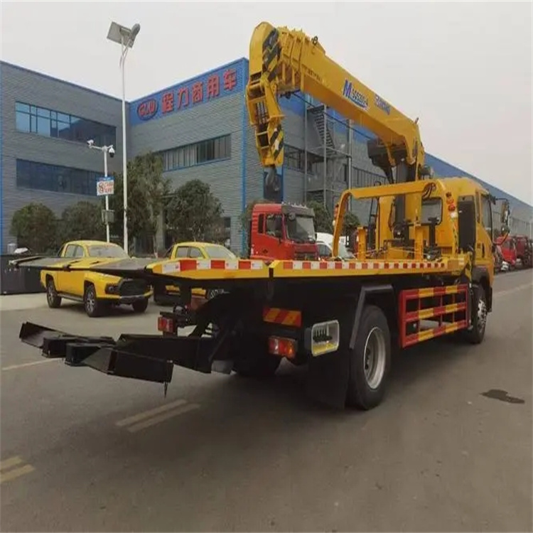 六枝特附近小随车吊出租电话，轻松解决搬运烦恼