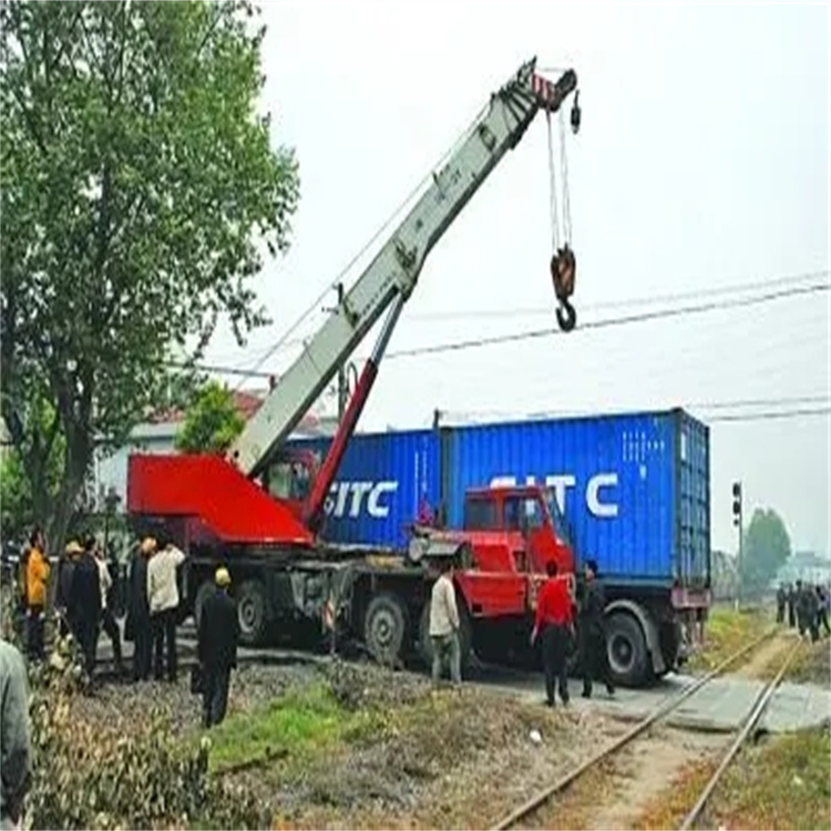 六枝特如何快速找到附近的吊车救援公司