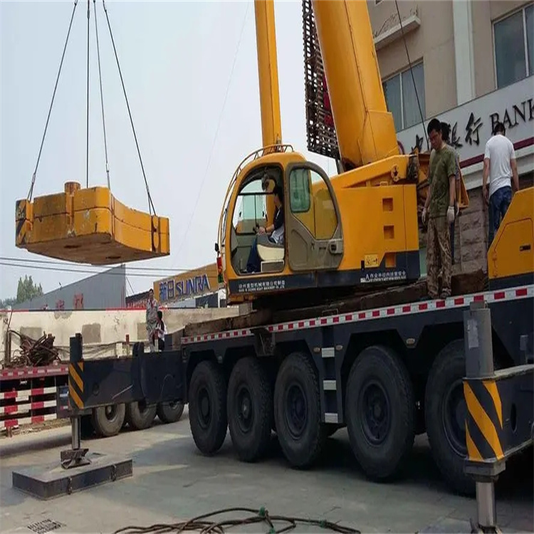 六枝特当地吊车出租|机器吊装|75吨|工厂搬迁服务